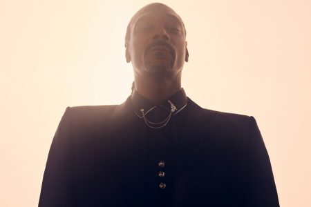 Snoop Dogg apresenta seu novo single, “Gorgeous”, que traz a participação especial de Jhené Aiko